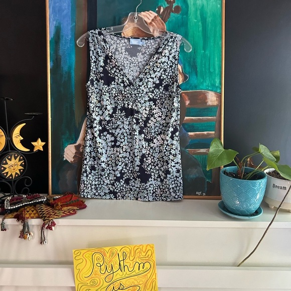 Denver Hayes Floral Short Sleeve Top - Black and White M - Picture 2 of 14